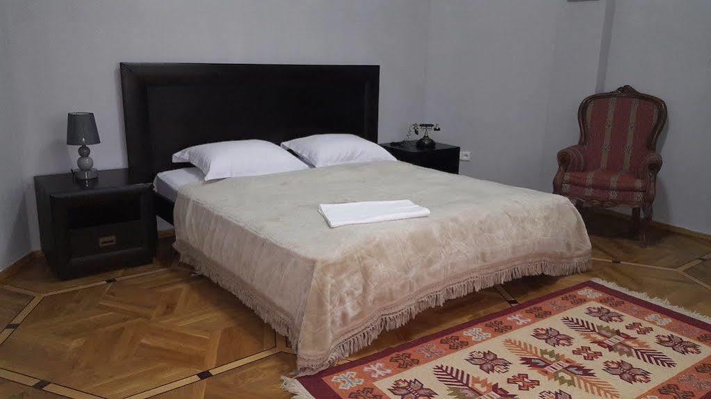 טביליסי Alphabet Boutique Hotel מראה חיצוני תמונה