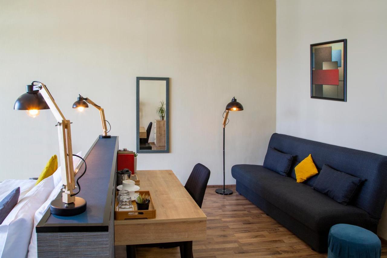טביליסי Alphabet Boutique Hotel מראה חיצוני תמונה