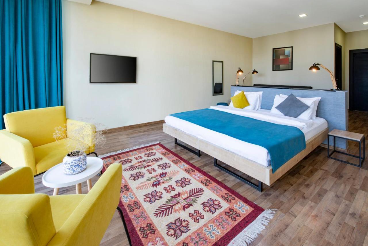 טביליסי Alphabet Boutique Hotel מראה חיצוני תמונה